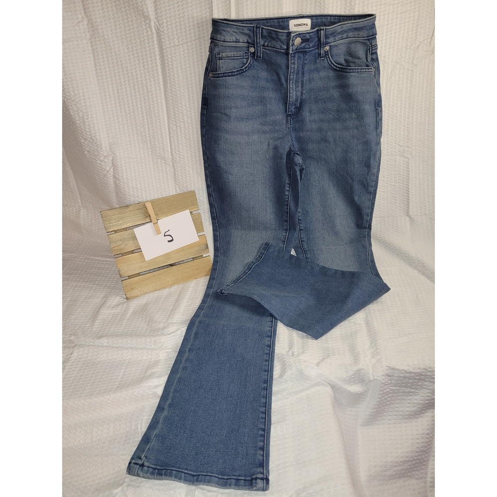 Sonoma Goods For Life Womens Size 2 Medium Wash High Rise Bootcut Jeans